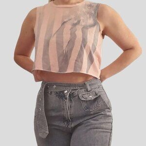 AMERICAN EAGLE OUTFITTERS- Semi- Cropped American flag Print Festival Muscle Tee